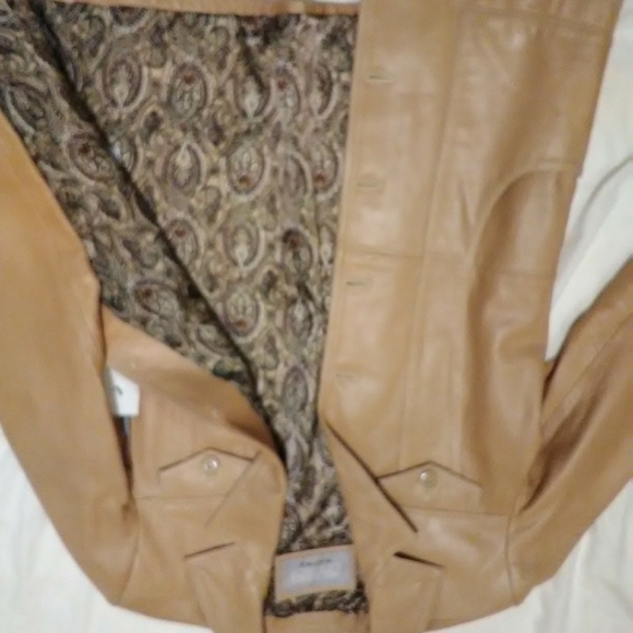 MAKE OFFER EAGER TO SELL! WILSON LEATHER - Picture 4 of 8